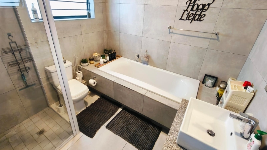 3 Bedroom Property for Sale in Baillie Park North West